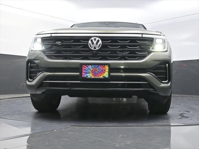 new 2025 Volkswagen Atlas car, priced at $52,911