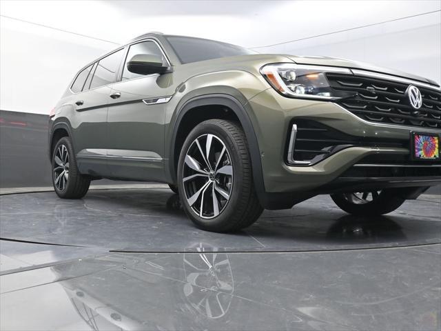 new 2025 Volkswagen Atlas car, priced at $52,911