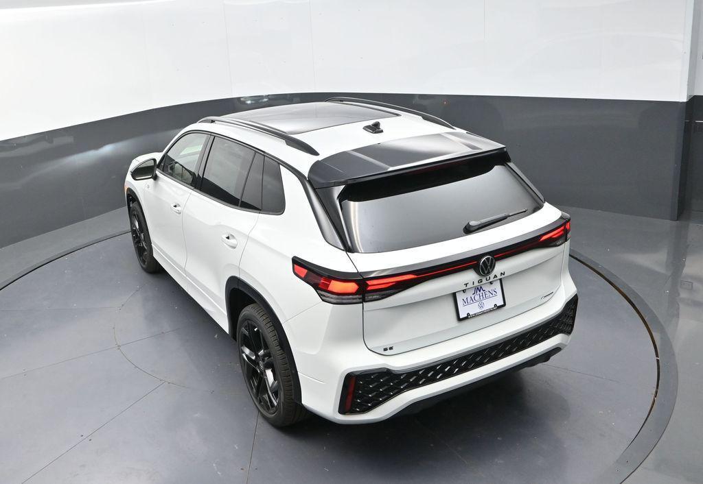 new 2025 Volkswagen Tiguan car, priced at $37,735
