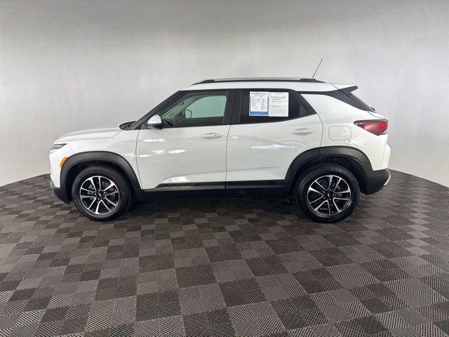 used 2025 Chevrolet TrailBlazer car