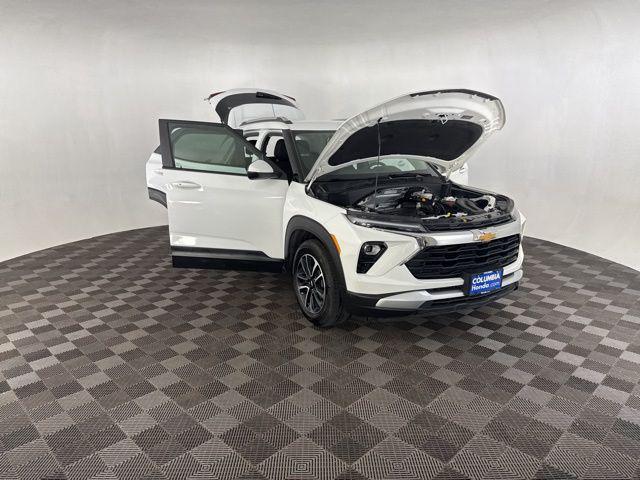 used 2025 Chevrolet TrailBlazer car