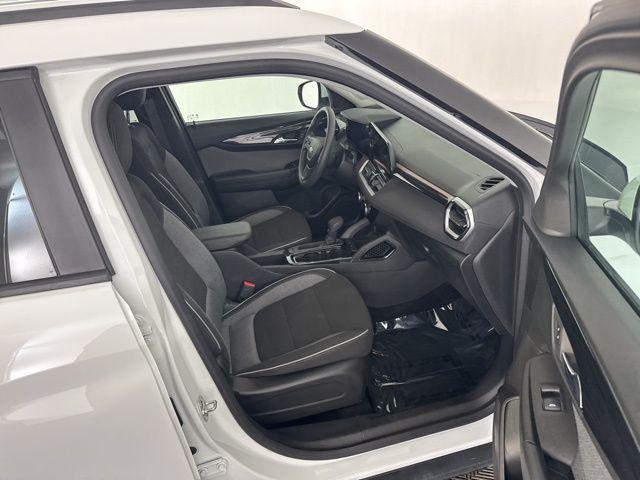 used 2025 Chevrolet TrailBlazer car