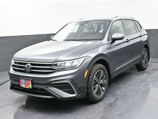 new 2024 Volkswagen Tiguan car, priced at $31,550