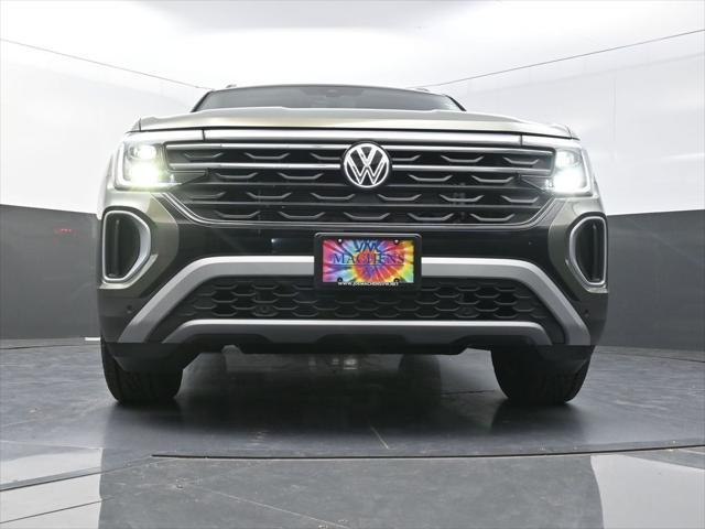 new 2025 Volkswagen Atlas car, priced at $43,436