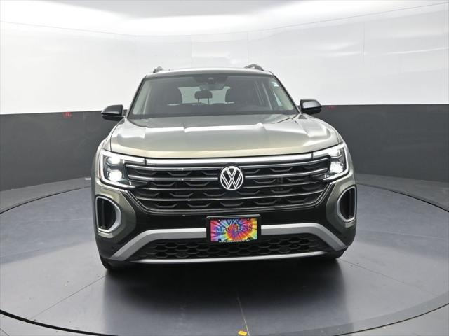 new 2025 Volkswagen Atlas car, priced at $43,436