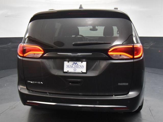 used 2018 Chrysler Pacifica car, priced at $10,191