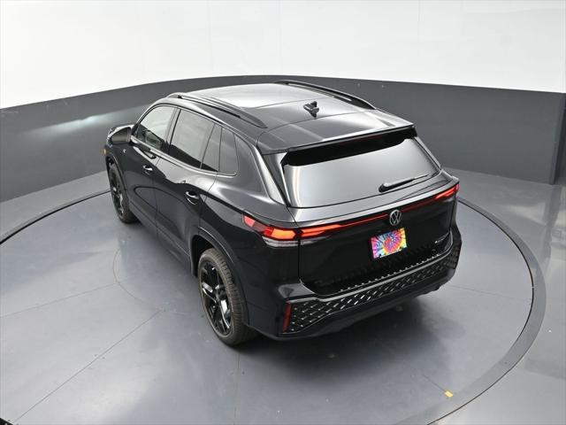 new 2025 Volkswagen Tiguan car, priced at $38,799