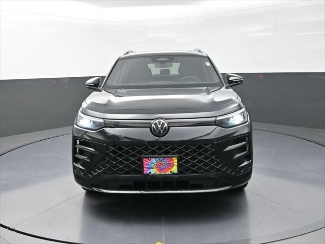 new 2025 Volkswagen Tiguan car, priced at $38,799