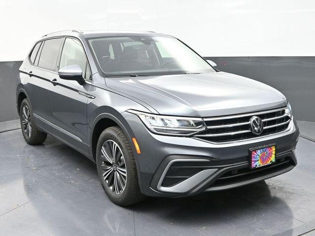 new 2024 Volkswagen Tiguan car, priced at $31,388