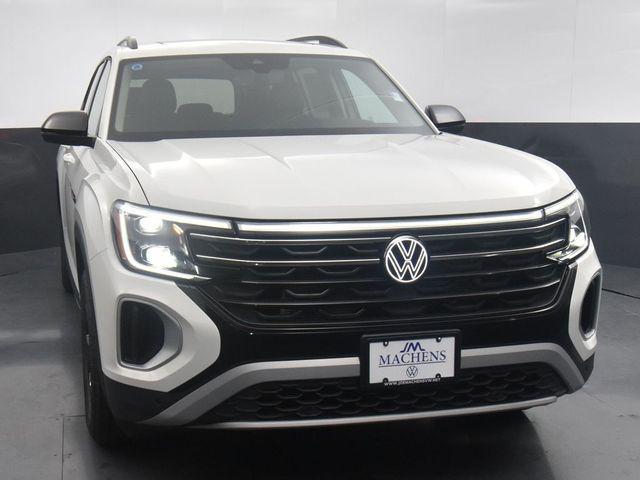 new 2024 Volkswagen Atlas car, priced at $44,623