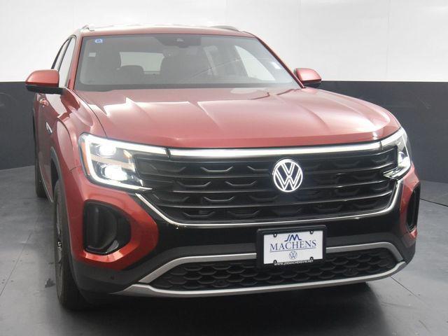 new 2024 Volkswagen Atlas Cross Sport car, priced at $40,381