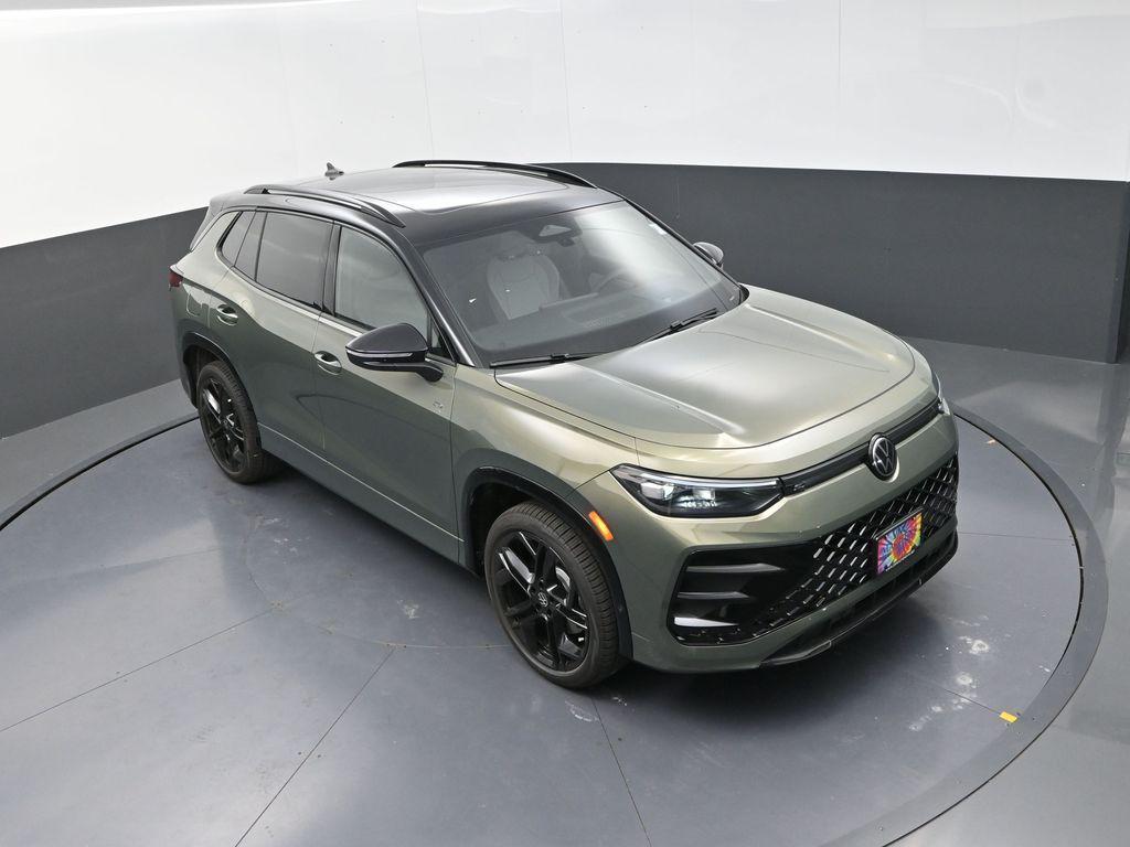 new 2025 Volkswagen Tiguan car, priced at $39,476