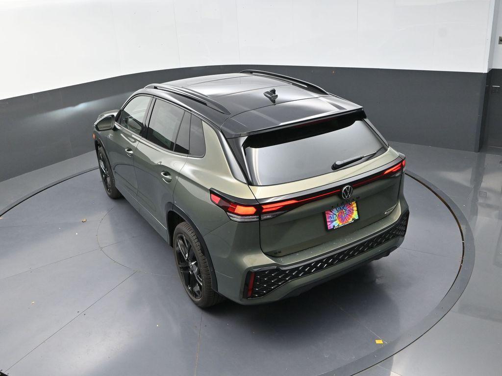 new 2025 Volkswagen Tiguan car, priced at $39,476