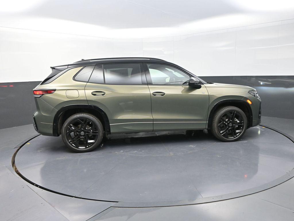 new 2025 Volkswagen Tiguan car, priced at $39,476