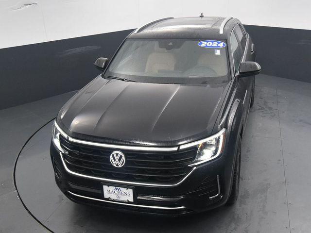 new 2024 Volkswagen Atlas Cross Sport car, priced at $46,498