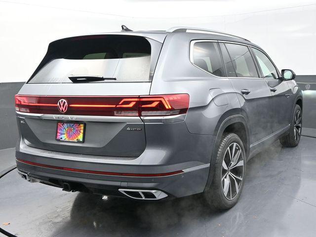 new 2025 Volkswagen Atlas car, priced at $51,911