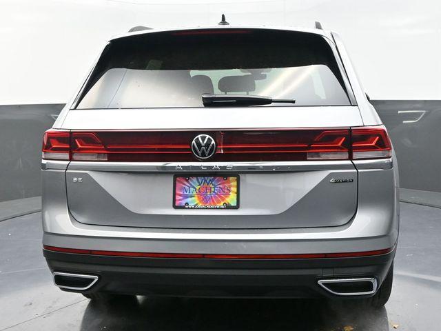 new 2025 Volkswagen Atlas car, priced at $39,006