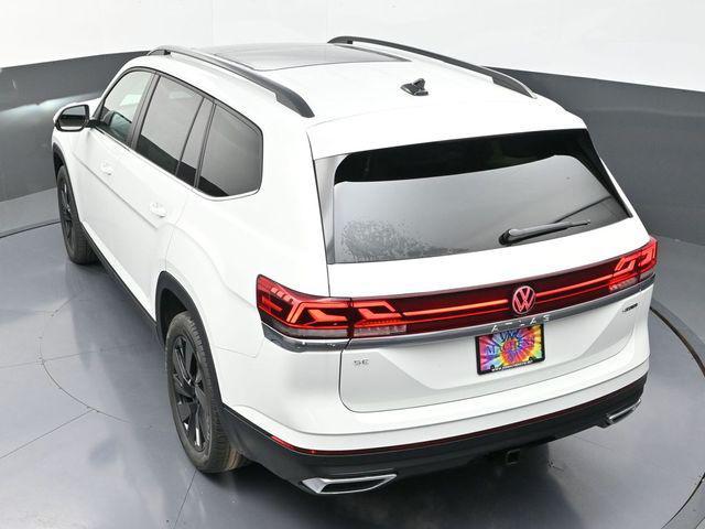 new 2025 Volkswagen Atlas car, priced at $45,073