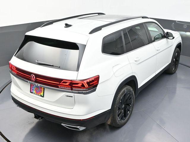 new 2025 Volkswagen Atlas car, priced at $45,073