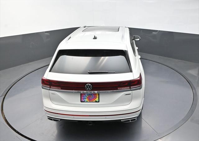 new 2025 Volkswagen Atlas car, priced at $53,348