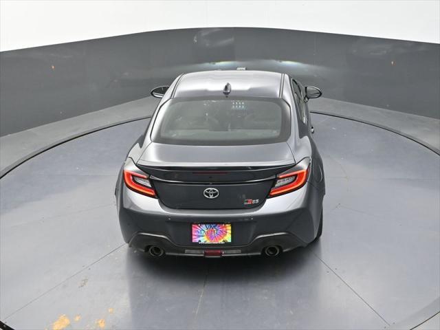 used 2023 Toyota GR86 car, priced at $30,518