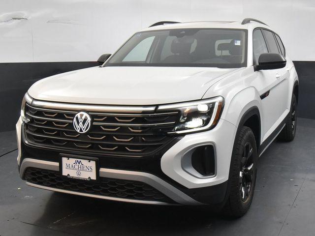 new 2024 Volkswagen Atlas car, priced at $47,236