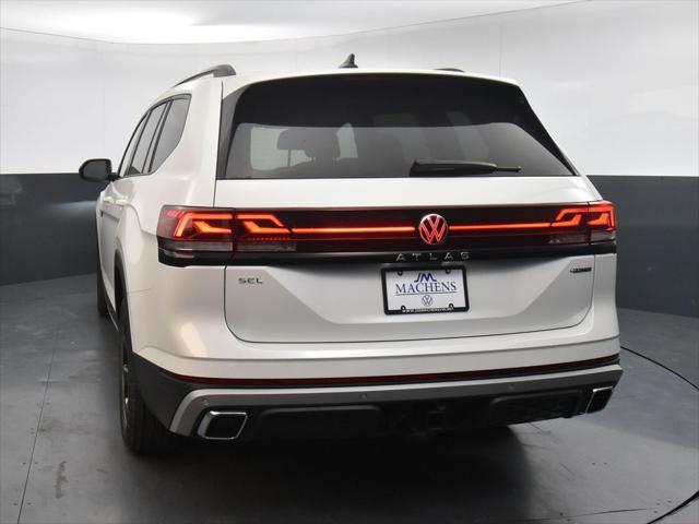 new 2024 Volkswagen Atlas car, priced at $45,736