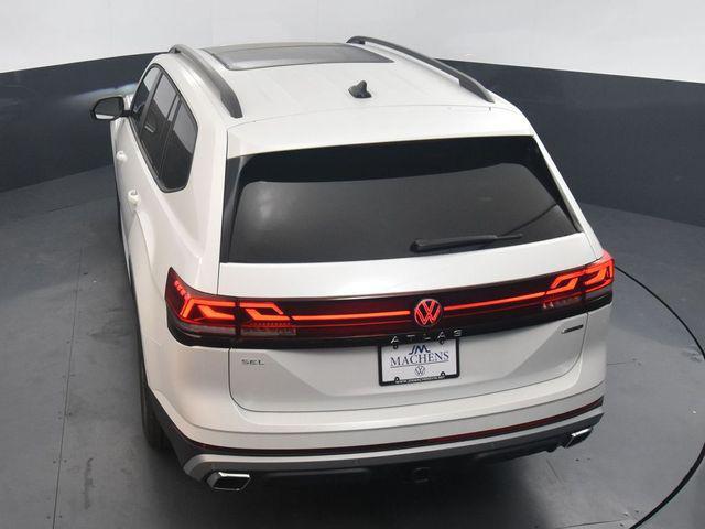 new 2024 Volkswagen Atlas car, priced at $47,236