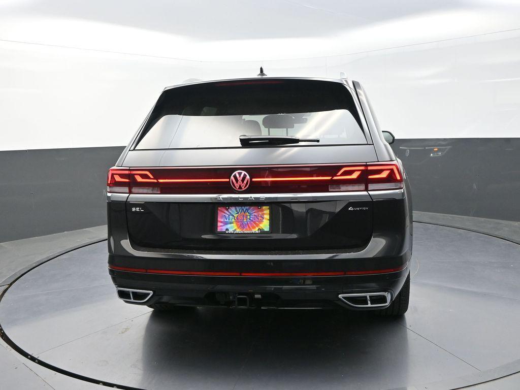 new 2025 Volkswagen Atlas car, priced at $50,411