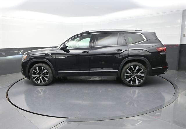 new 2025 Volkswagen Atlas car, priced at $52,911