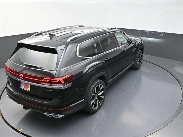 new 2025 Volkswagen Atlas car, priced at $52,911