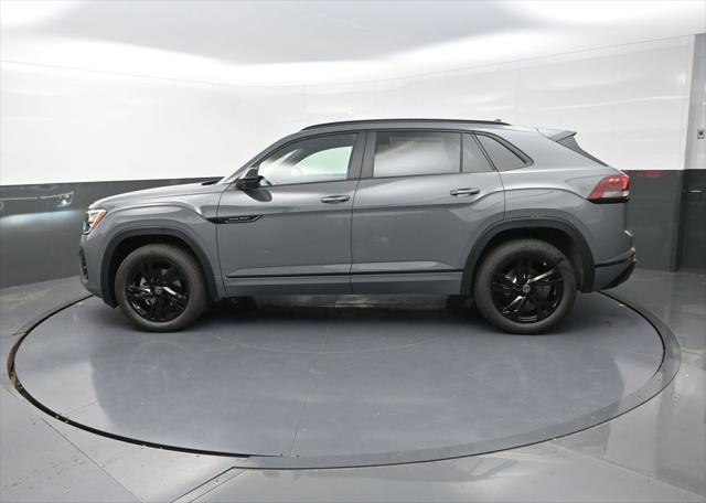 new 2025 Volkswagen Atlas Cross Sport car, priced at $48,062