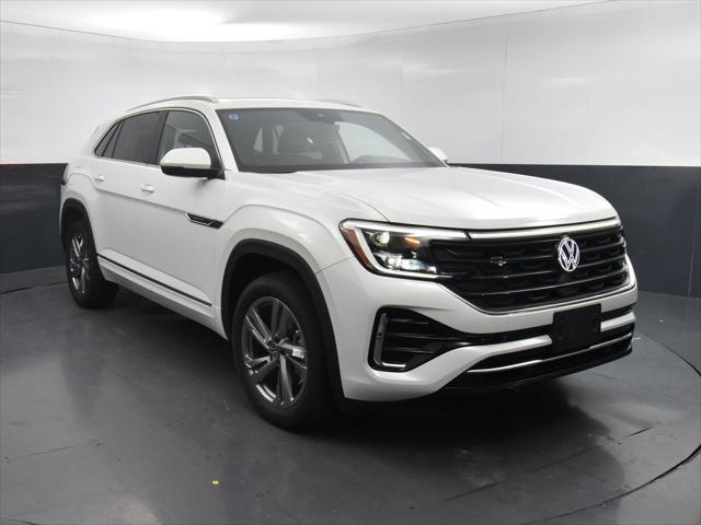 new 2024 Volkswagen Atlas Cross Sport car, priced at $45,116