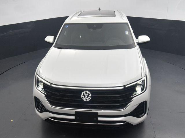 new 2024 Volkswagen Atlas Cross Sport car, priced at $46,116