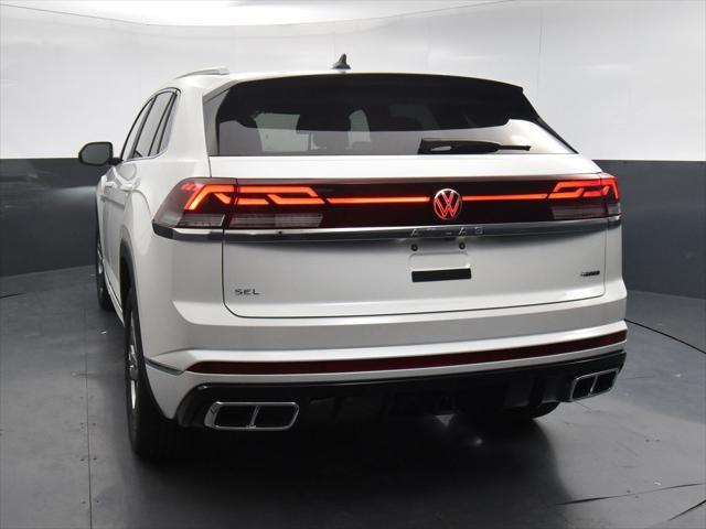 new 2024 Volkswagen Atlas Cross Sport car, priced at $45,116