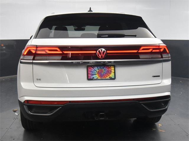 new 2024 Volkswagen Atlas Cross Sport car, priced at $41,375