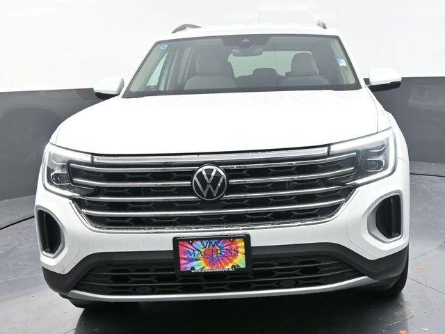 new 2025 Volkswagen Atlas car, priced at $38,636