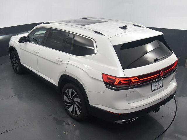 new 2024 Volkswagen Atlas car, priced at $45,226