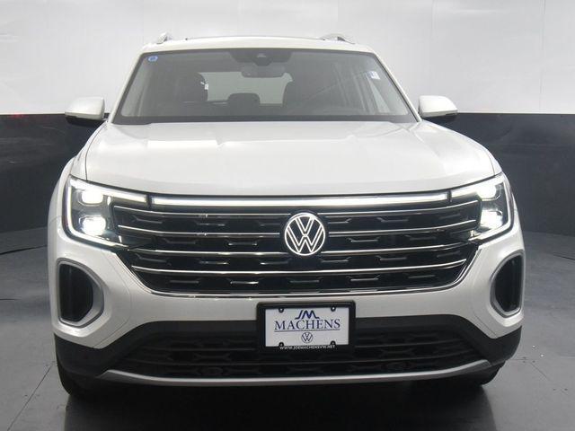 new 2024 Volkswagen Atlas car, priced at $45,226