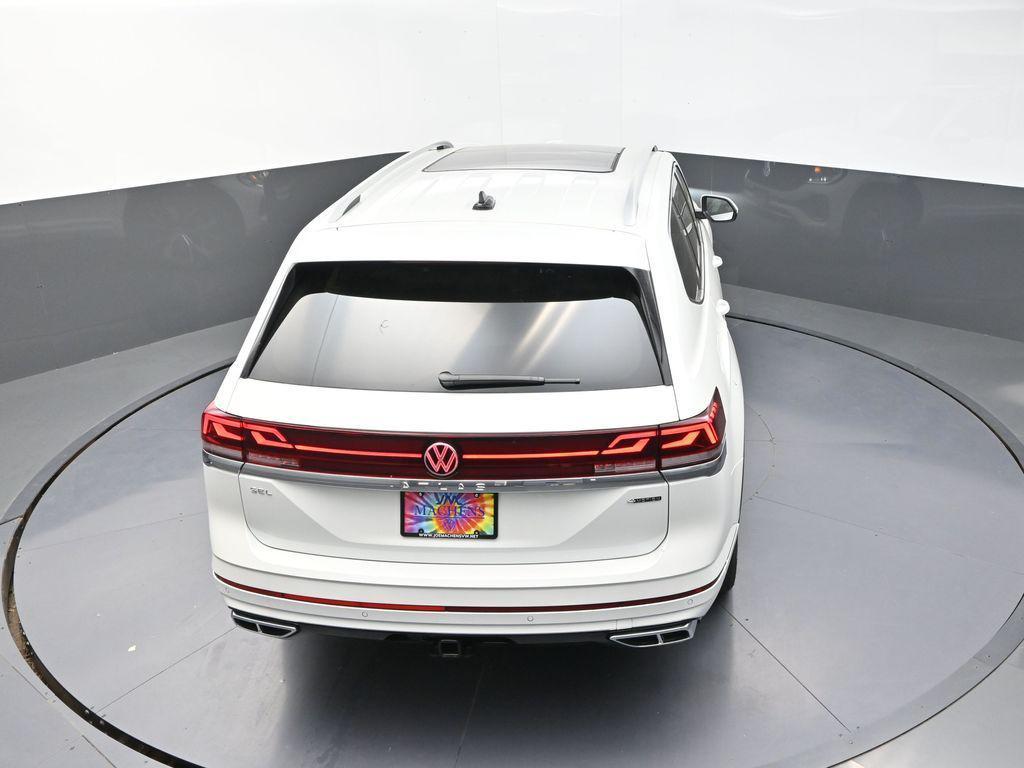 new 2025 Volkswagen Atlas car, priced at $50,848