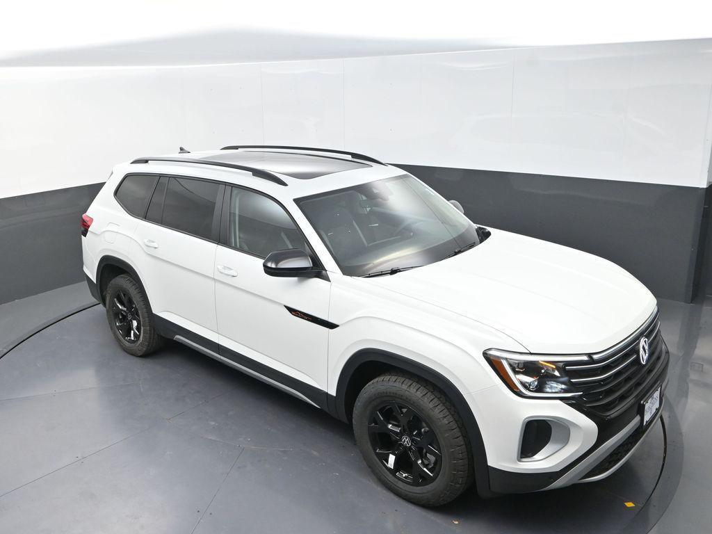 new 2026 Volkswagen Atlas car, priced at $48,362