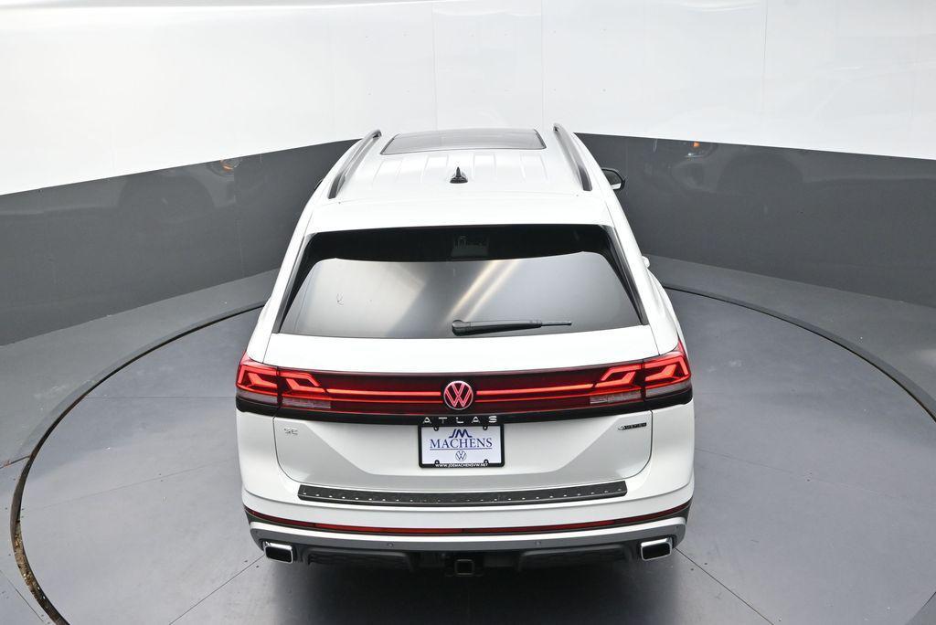 new 2026 Volkswagen Atlas car, priced at $48,362