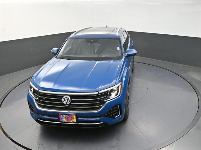 new 2025 Volkswagen Atlas Cross Sport car, priced at $52,563