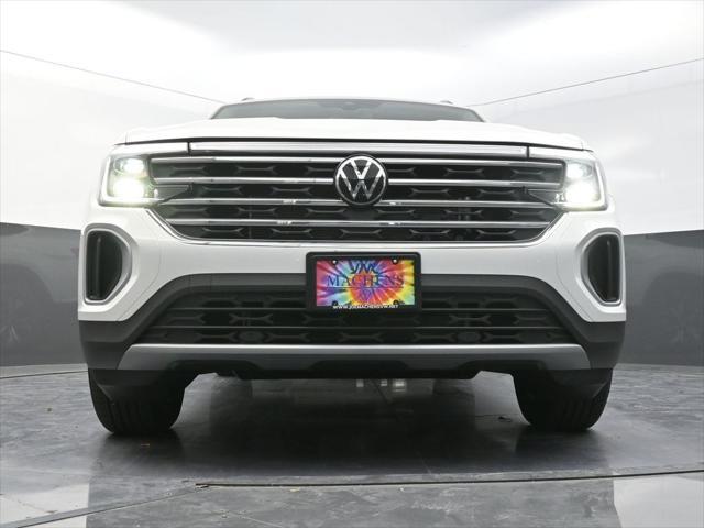 new 2025 Volkswagen Atlas car, priced at $38,506