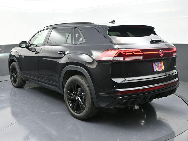 new 2025 Volkswagen Atlas Cross Sport car, priced at $48,974