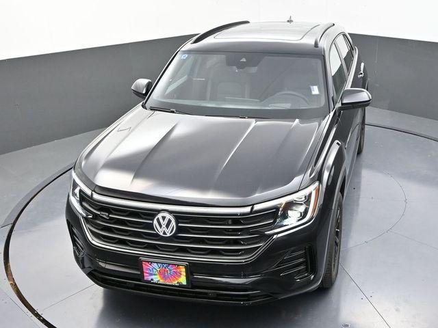 new 2025 Volkswagen Atlas Cross Sport car, priced at $48,974