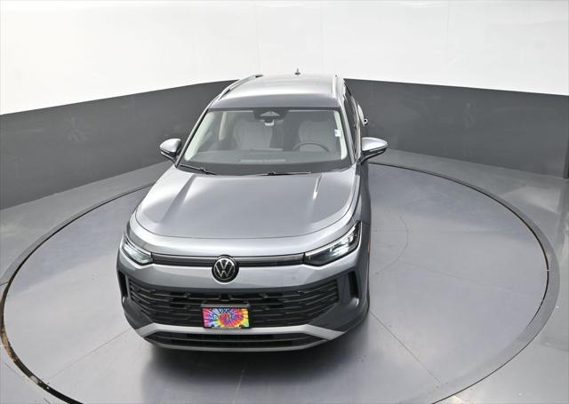 new 2025 Volkswagen Tiguan car, priced at $32,434