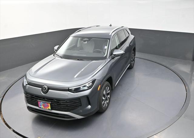 new 2025 Volkswagen Tiguan car, priced at $32,434
