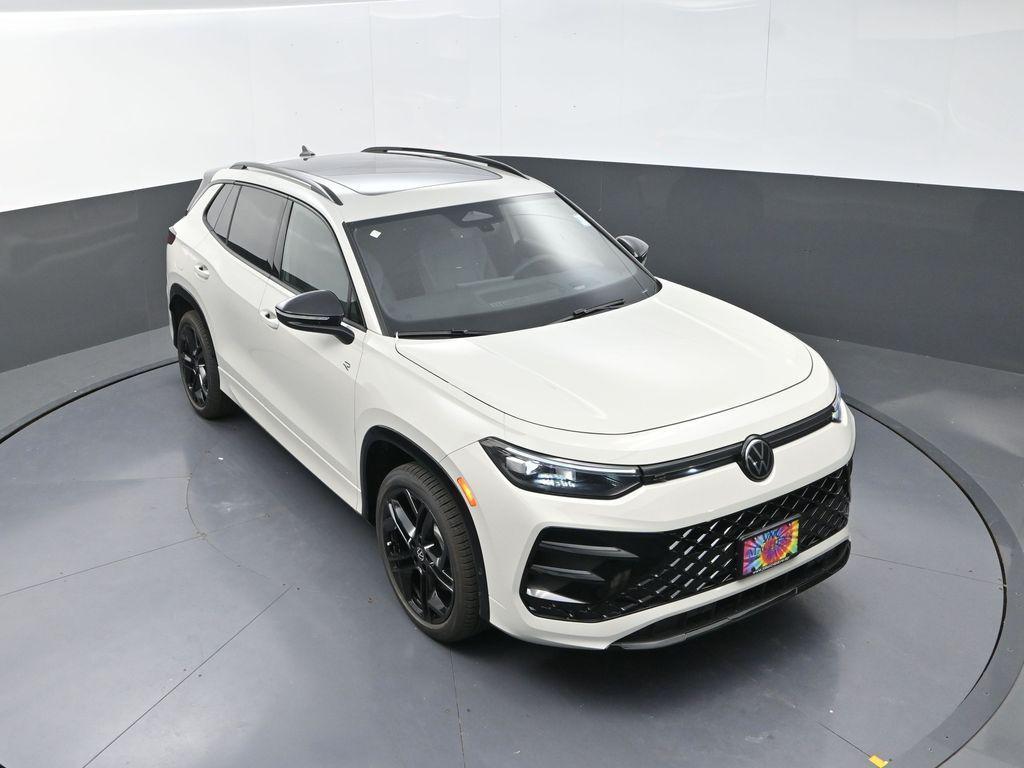 new 2025 Volkswagen Tiguan car, priced at $38,626