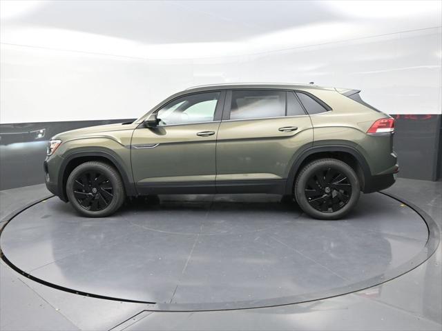 new 2025 Volkswagen Atlas Cross Sport car, priced at $45,026